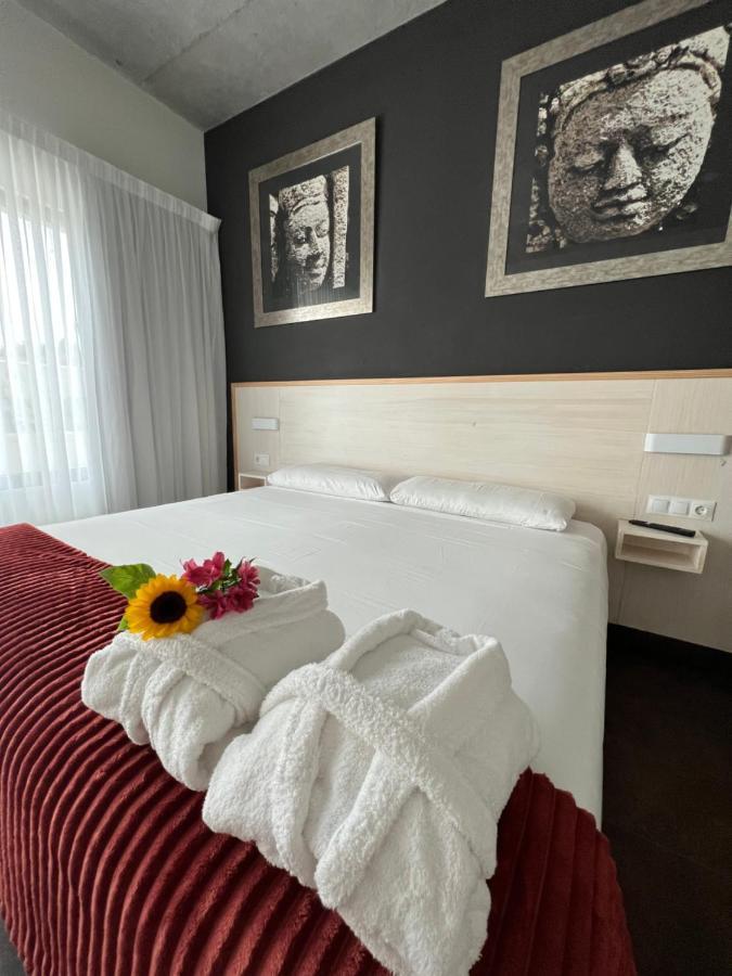 Villas Vairocana Сантилана дел Мар Екстериор снимка